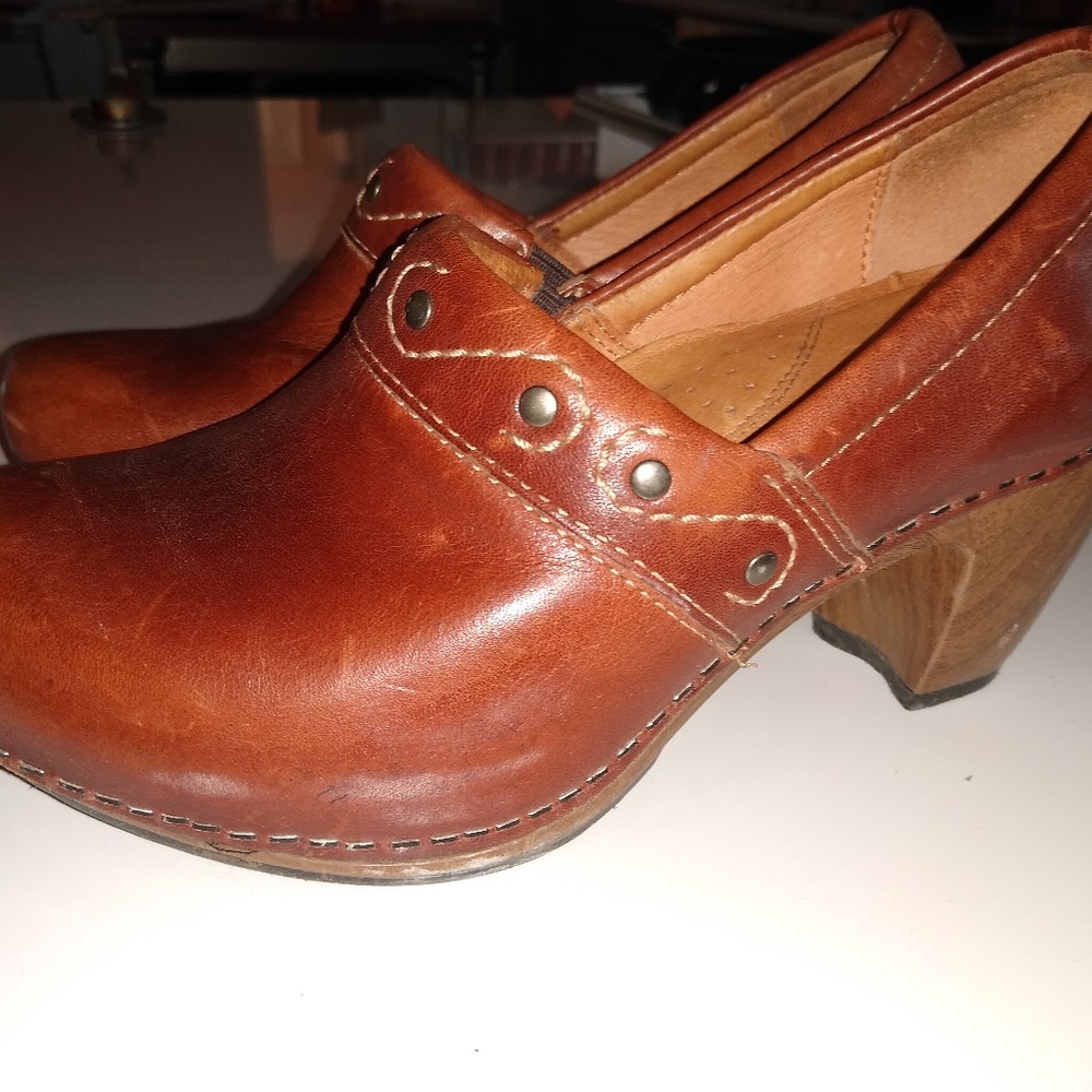 Dansko clogs size 36